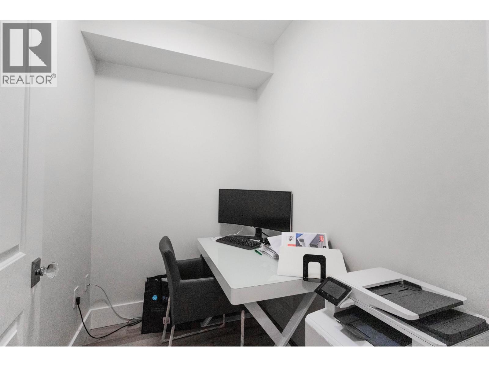 104 4883 Maclure Mews, Vancouver, British Columbia  V6J 5M8 - Photo 8 - R3060011