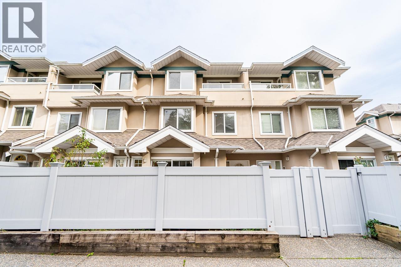 13 7128 18th Avenue, Burnaby, British Columbia  V3N 1H1 - Photo 4 - R3060885