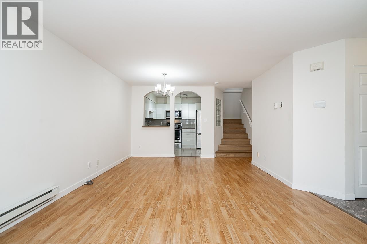 13 7128 18th Avenue, Burnaby, British Columbia  V3N 1H1 - Photo 11 - R3060885