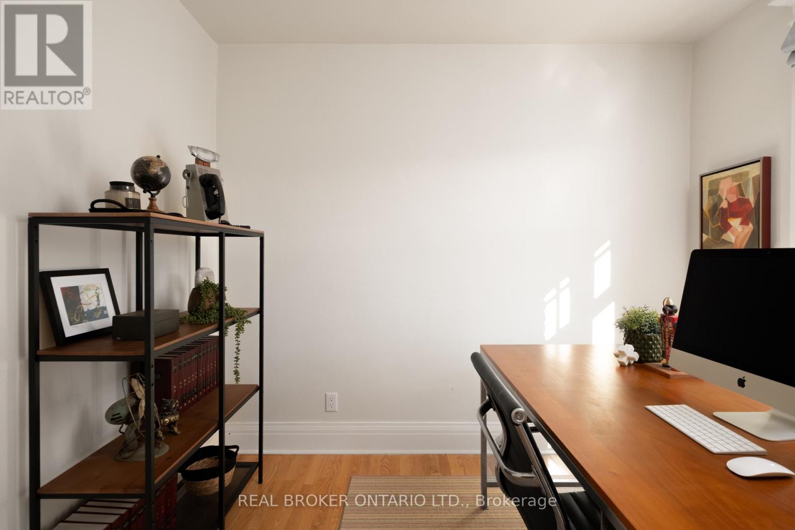 156 Galley Avenue, Toronto, Ontario  M6R 1H1 - Photo 13 - W12477131