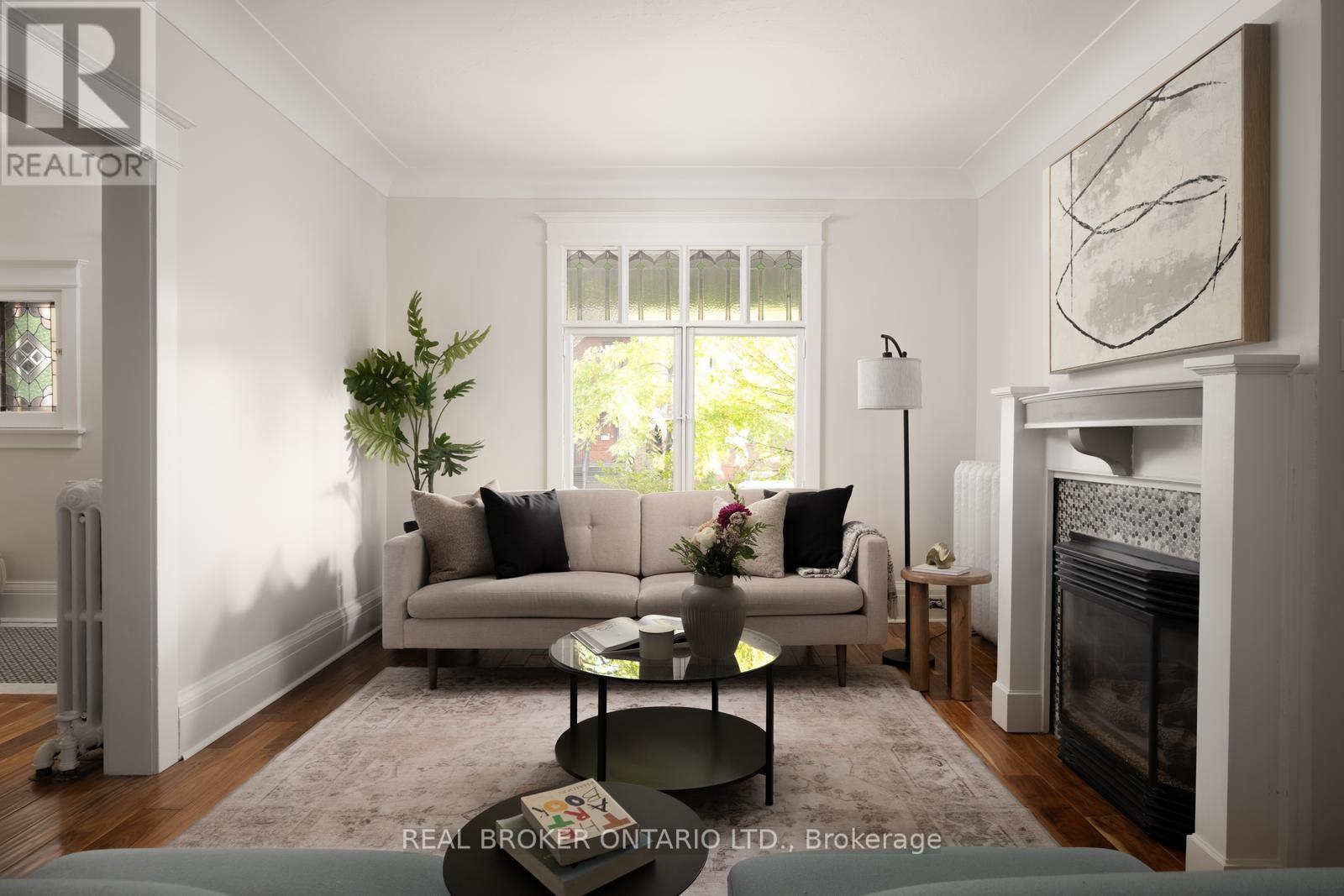 156 Galley Avenue, Toronto, Ontario  M6R 1H1 - Photo 4 - W12477131