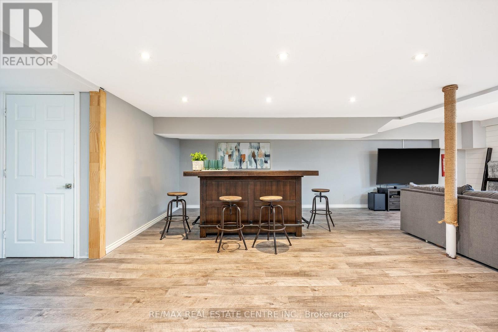 2255 Mohawk Trail, Milton, Ontario  L0P 1B0 - Photo 34 - W12477138