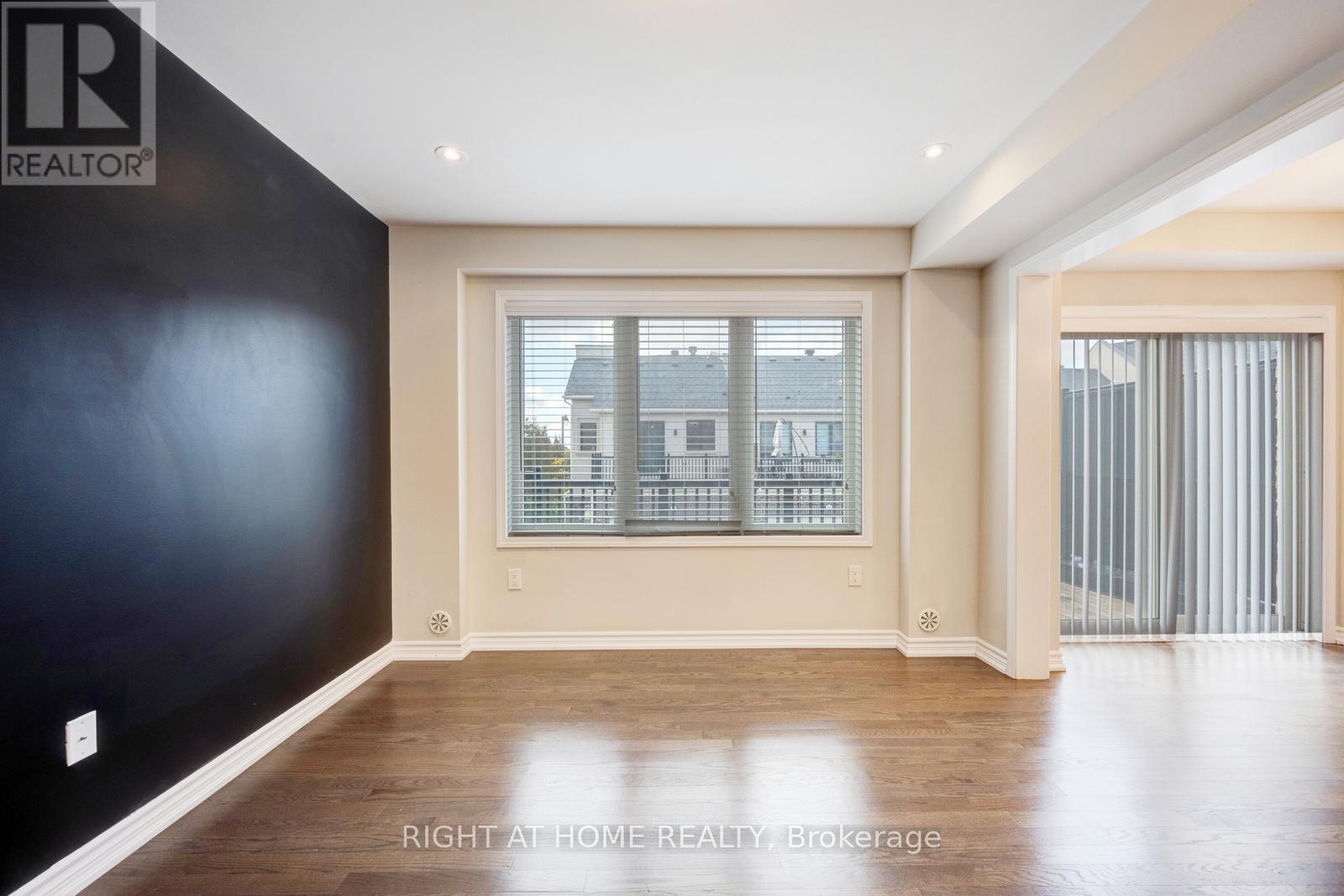 3082 Harbell Gate, Oakville, Ontario  L6M 0Z3 - Photo 26 - W12477156