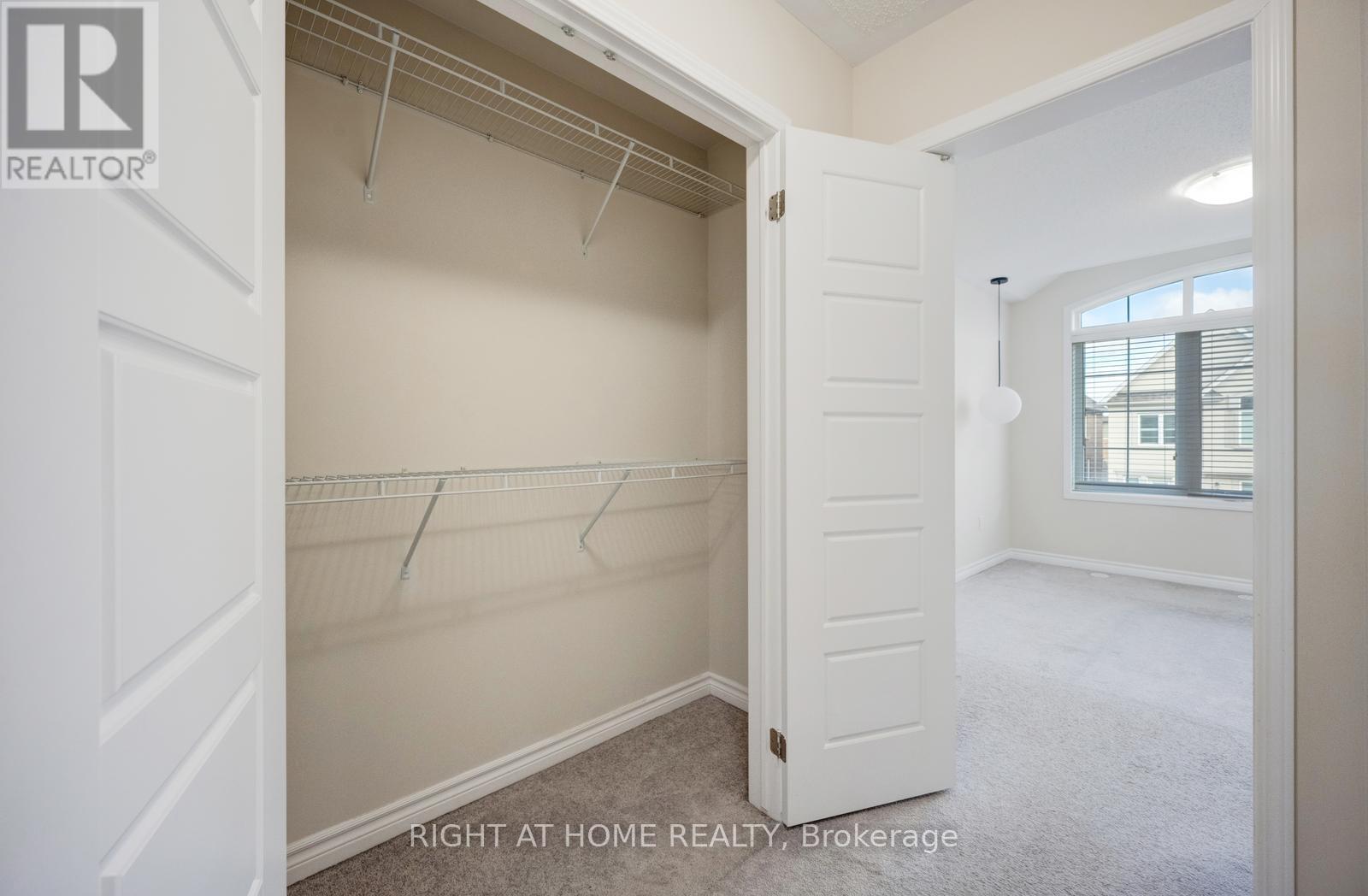 3082 Harbell Gate, Oakville, Ontario  L6M 0Z3 - Photo 31 - W12477156