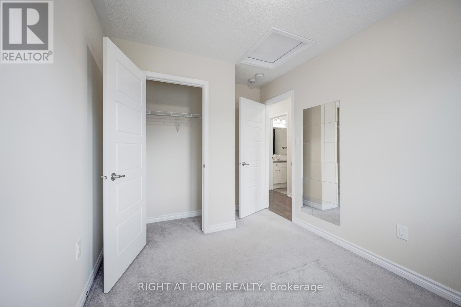 3082 Harbell Gate, Oakville, Ontario  L6M 0Z3 - Photo 38 - W12477156