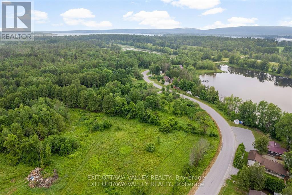 877 Lacroix Bay Road, Whitewater Region, Ontario  K0J 2L0 - Photo 8 - X12477170