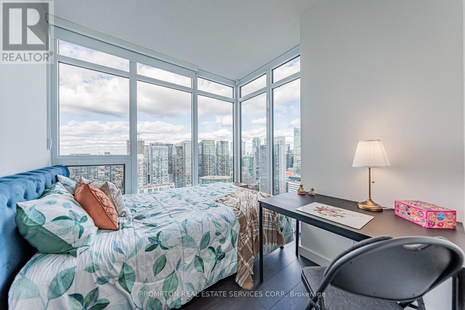 4603 - 1 Concord Cityplace Way, Toronto, Ontario  M5V 0X3 - Photo 16 - C12477196