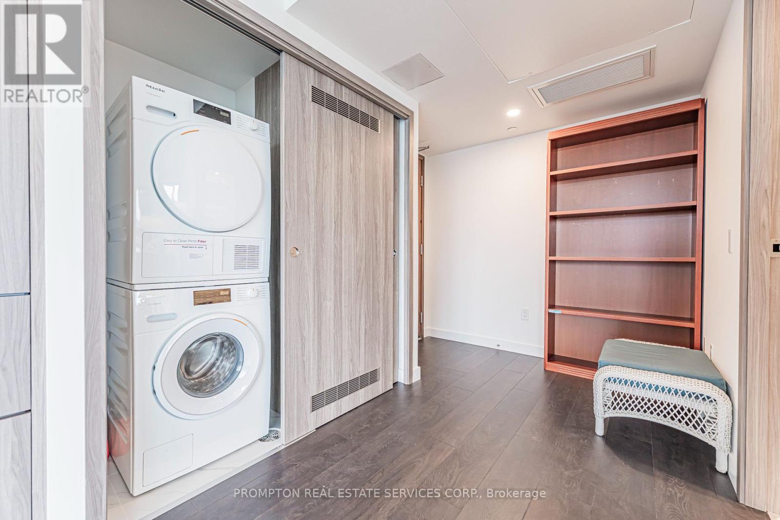 4603 - 1 Concord Cityplace Way, Toronto, Ontario  M5V 0X3 - Photo 7 - C12477196