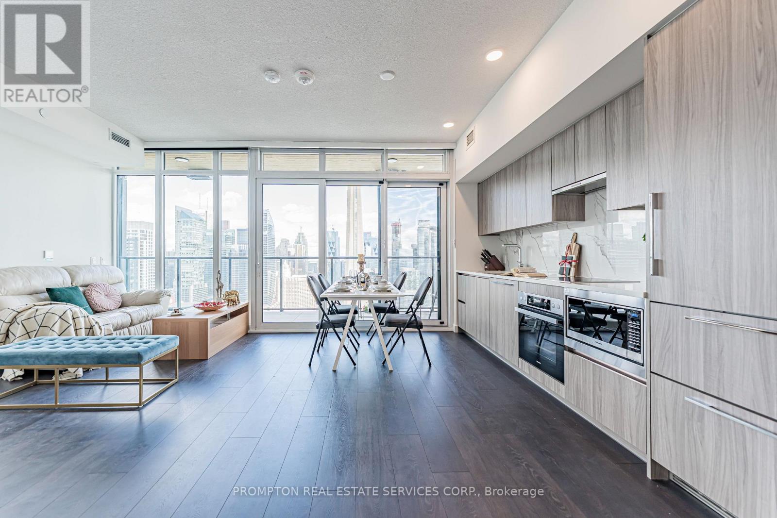 4603 - 1 Concord Cityplace Way, Toronto, Ontario  M5V 0X3 - Photo 9 - C12477196