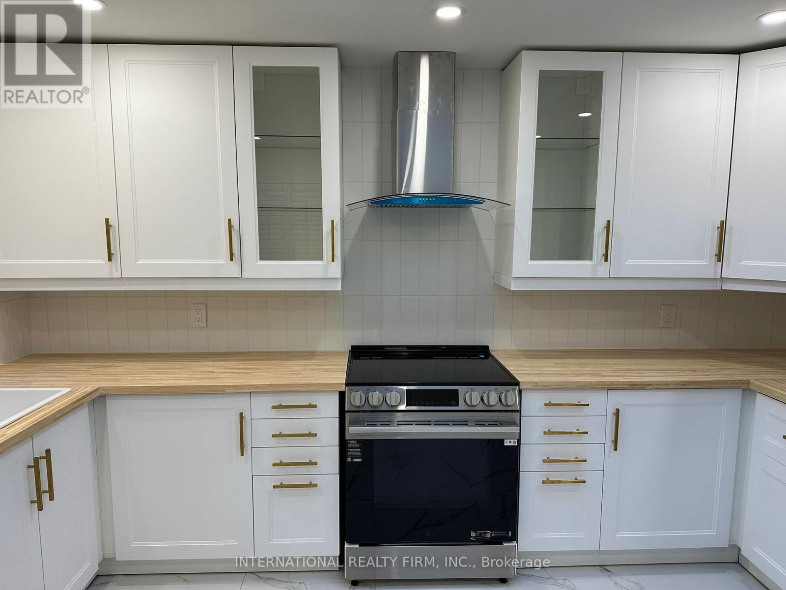 337 Glen Road, Toronto, Ontario  M4W 2X4 - Photo 4 - C12477211