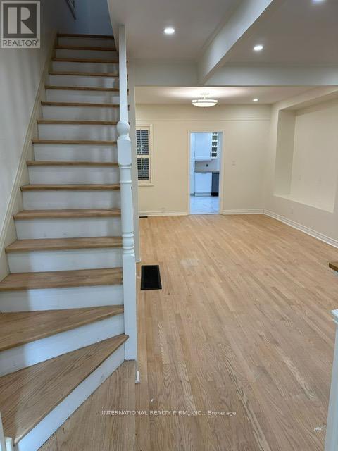 337 Glen Road, Toronto, Ontario  M4W 2X4 - Photo 6 - C12477211