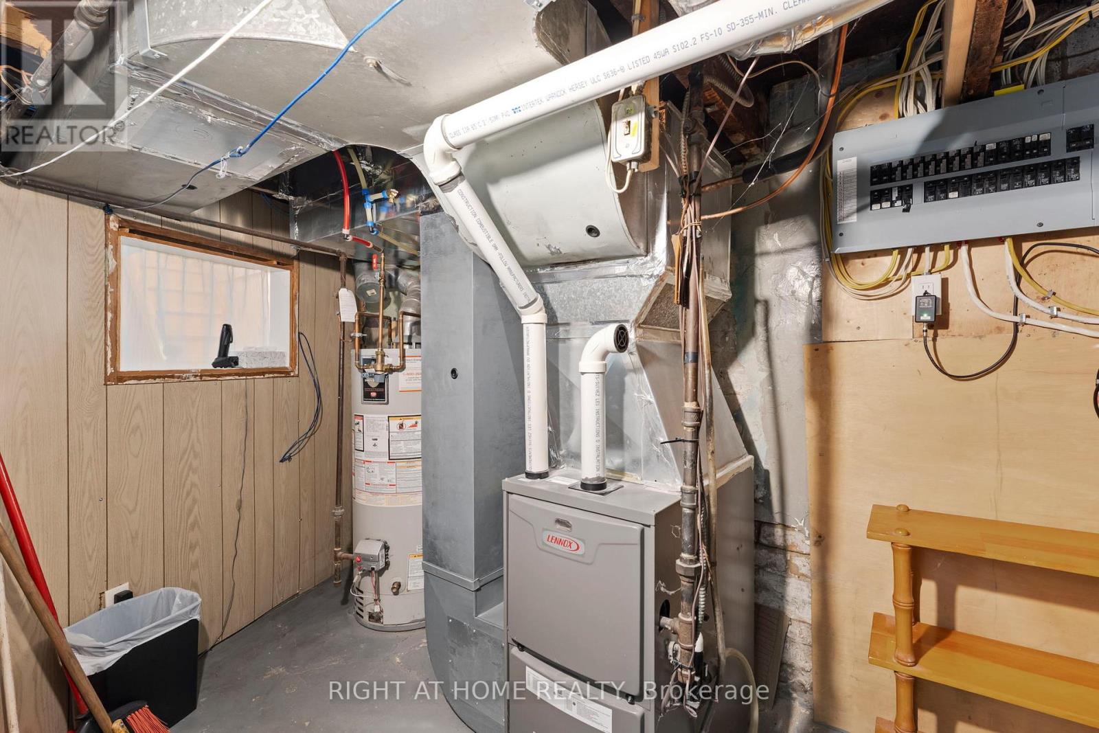 50 Argyle Street, Toronto, Ontario  M6J 1N6 - Photo 33 - C12477216