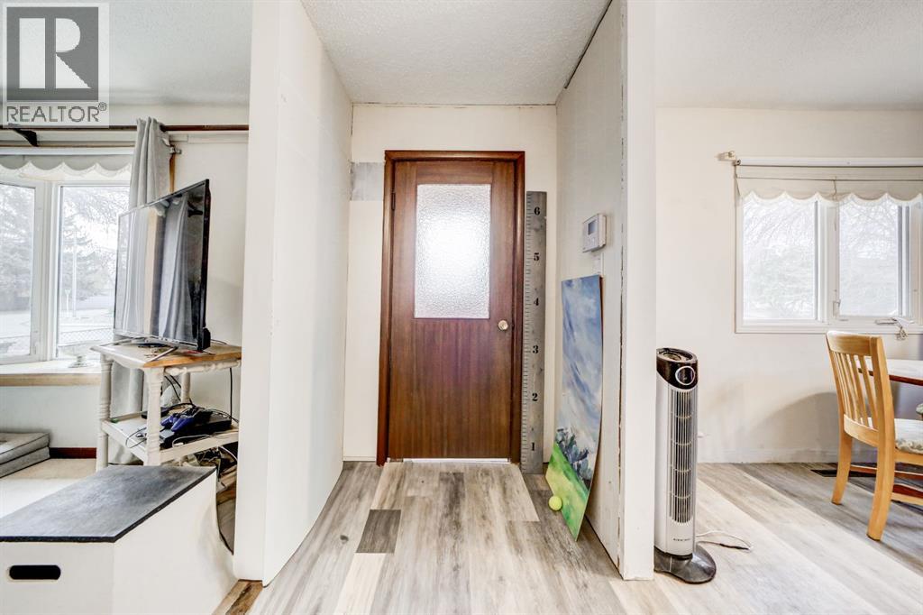 1706 23 Avenue, Coaldale, Alberta  T1M 1G3 - Photo 3 - A2266350