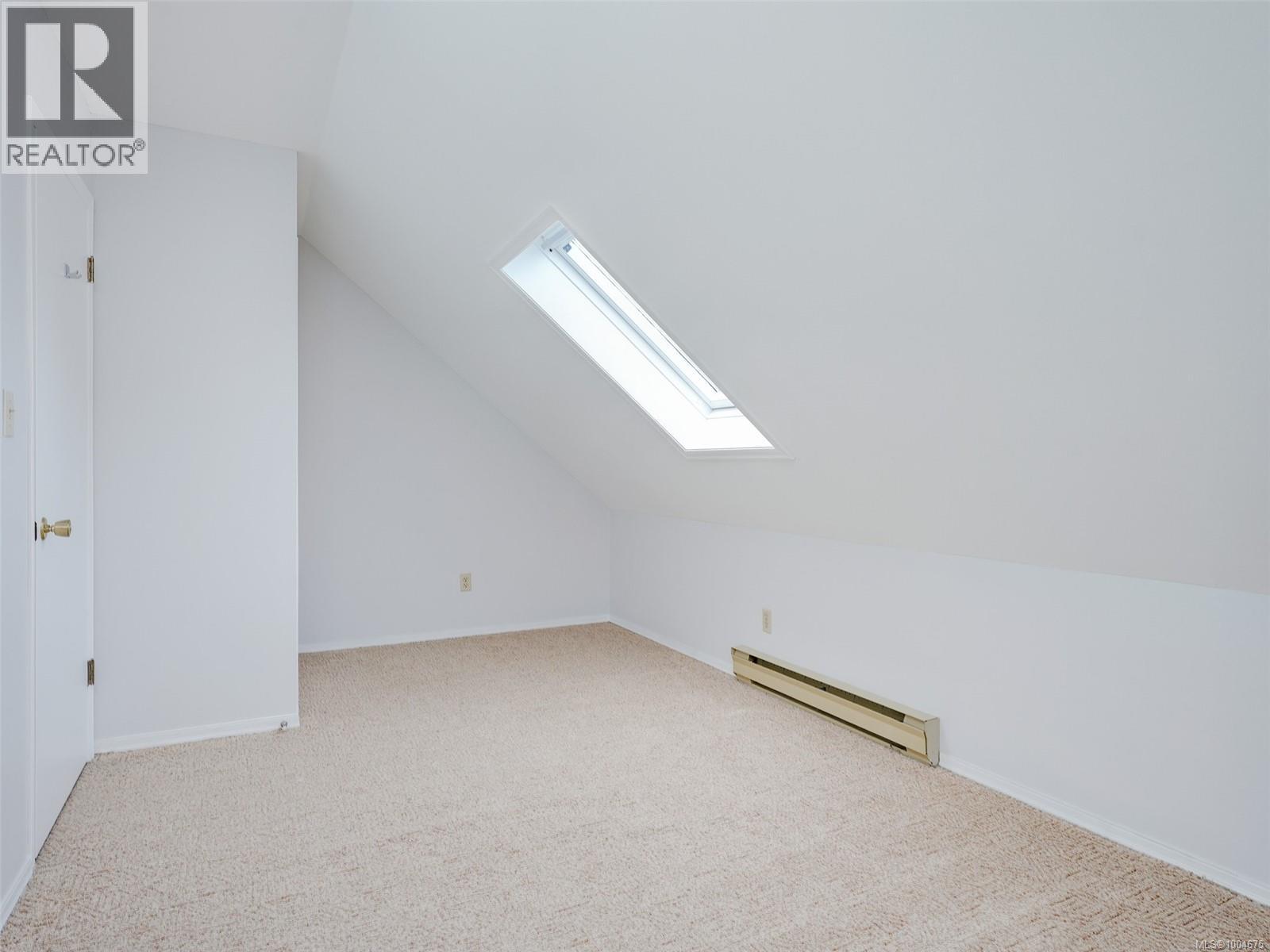 1335 Rudlin St, Victoria, British Columbia  V8V 3R9 - Photo 16 - 1004675