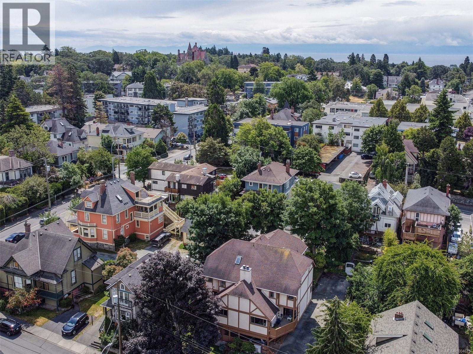 1335 Rudlin St, Victoria, British Columbia  V8V 3R9 - Photo 28 - 1004675