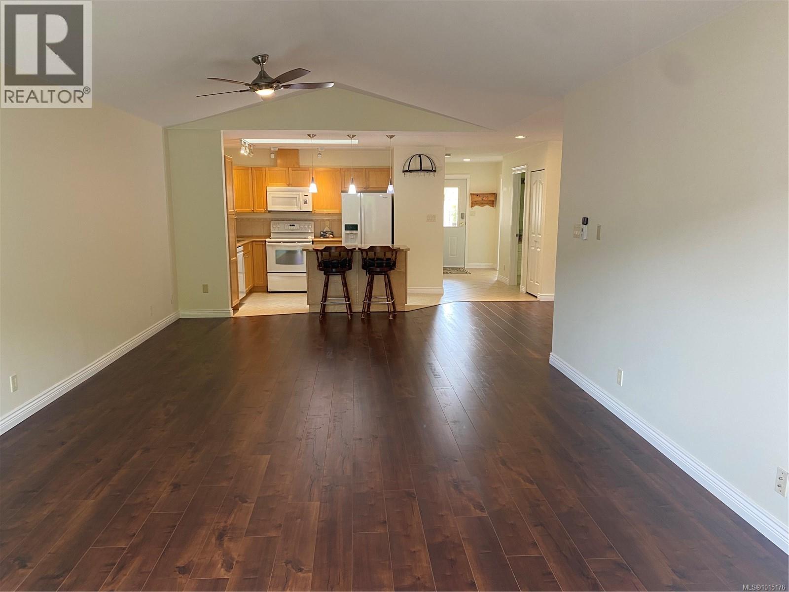 127 1919 St. Andrews Pl, Courtenay, British Columbia V9N 9J4 - Photo 15 - 1015176