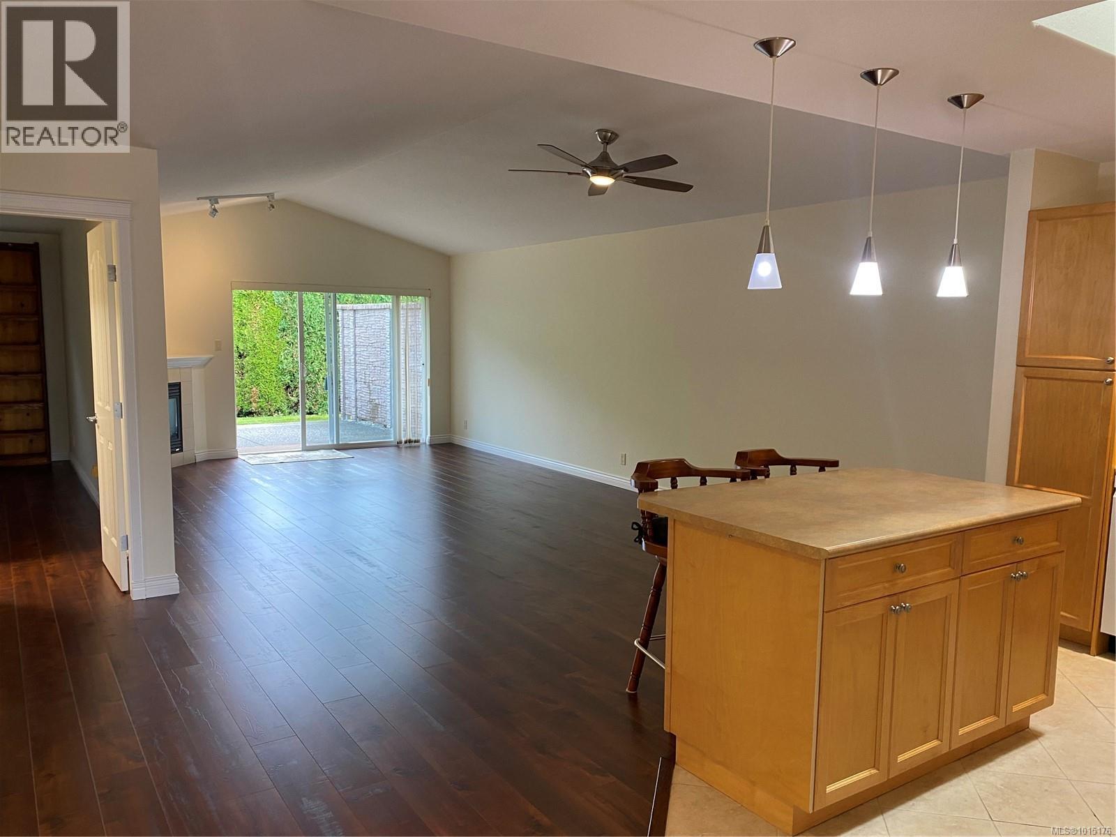 127 1919 St. Andrews Pl, Courtenay, British Columbia V9N 9J4 - Photo 8 - 1015176