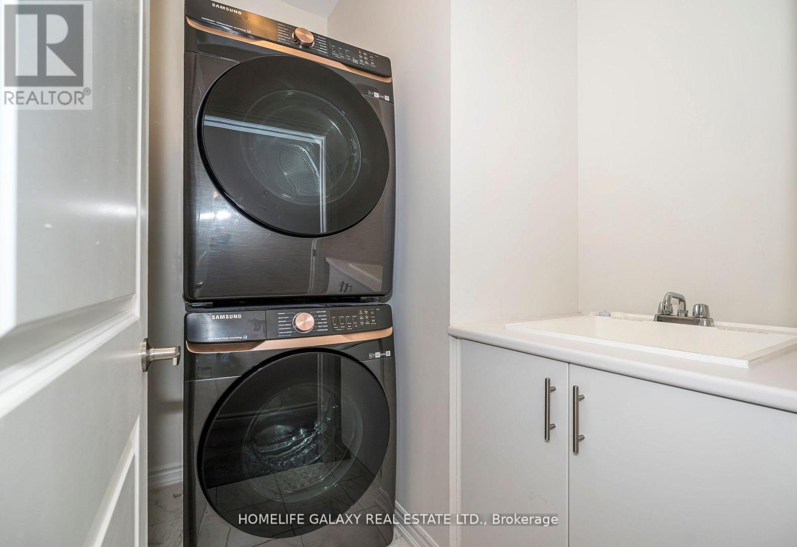 29 Bromfield Street, Whitby, Ontario  L1P 0P8 - Photo 40 - E12477167