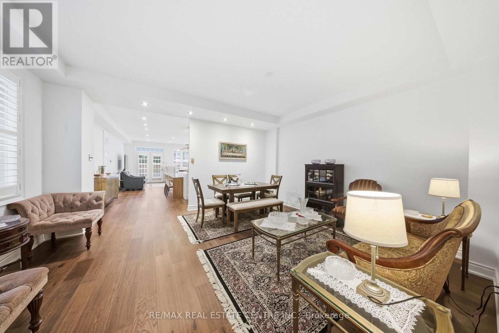8 Bristlewood Crescent, Vaughan, Ontario  L4J 0H4 - Photo 11 - N12477169