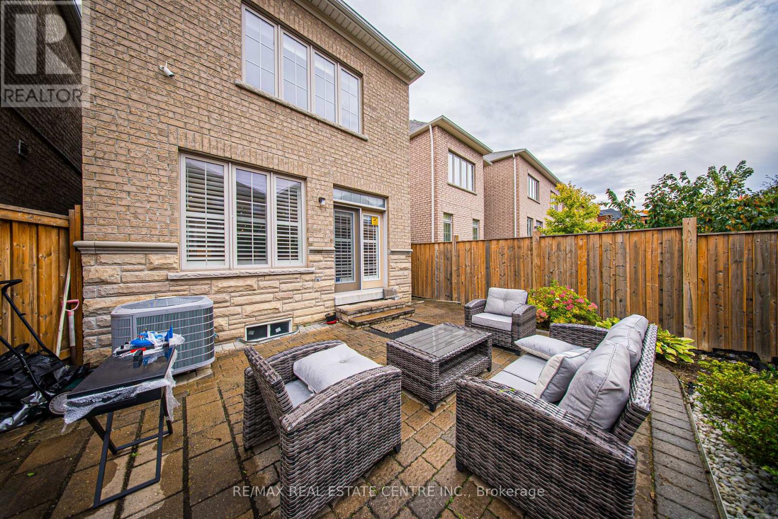 8 Bristlewood Crescent, Vaughan, Ontario  L4J 0H4 - Photo 36 - N12477169