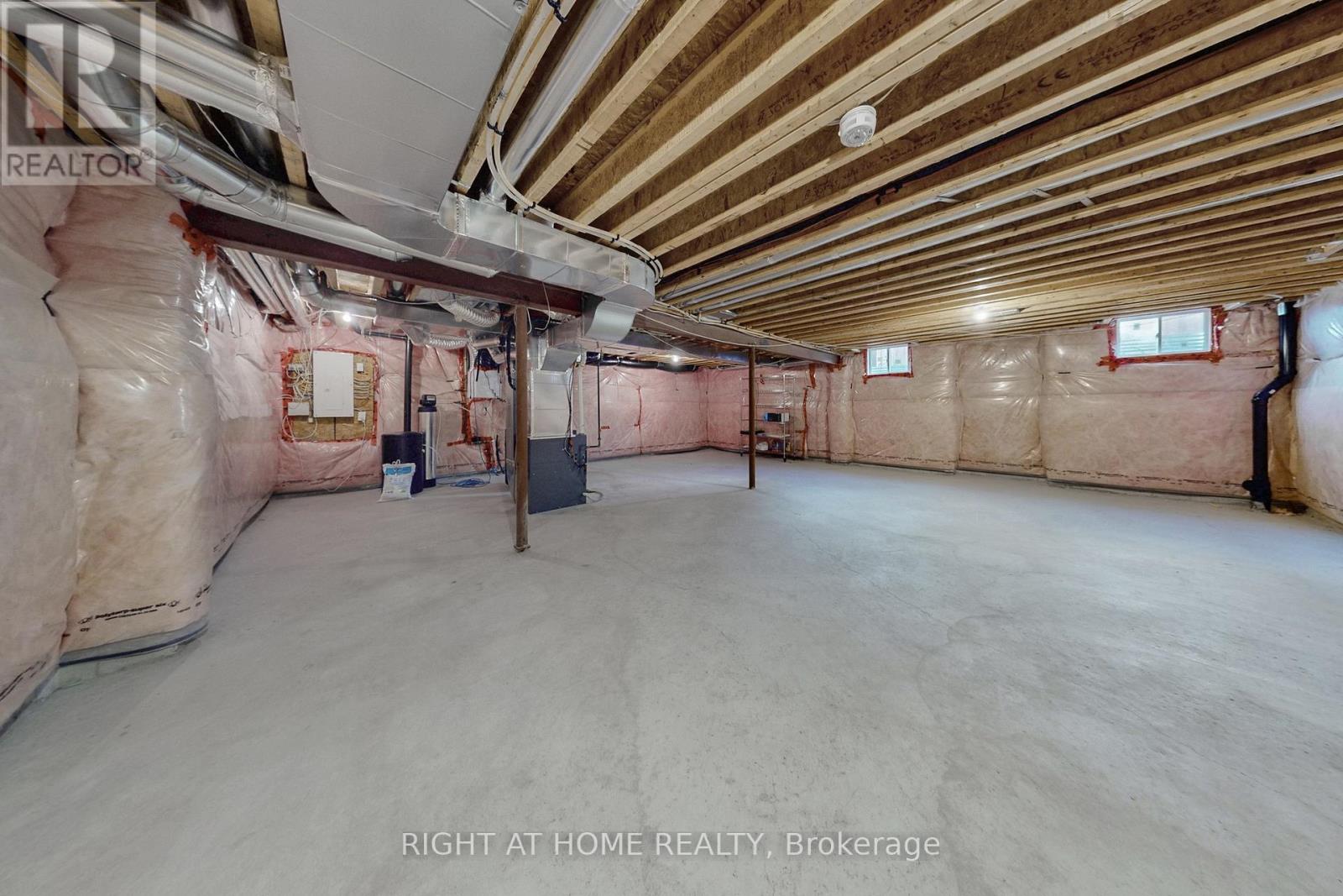11 Robert Wilson Crescent, Georgina, Ontario  L4P 0G8 - Photo 48 - N12477197