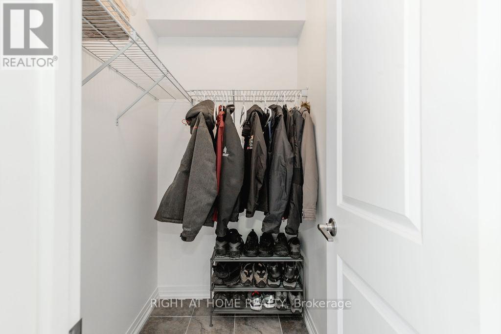 20 Andean Lane, Barrie, Ontario  L9J 0J4 - Photo 10 - S12477202