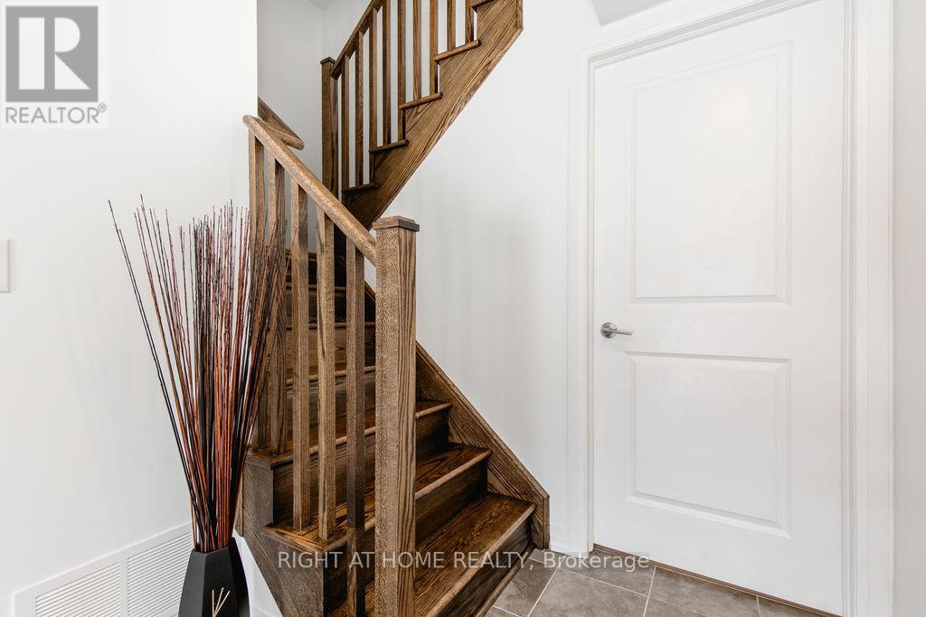 20 Andean Lane, Barrie, Ontario  L9J 0J4 - Photo 11 - S12477202