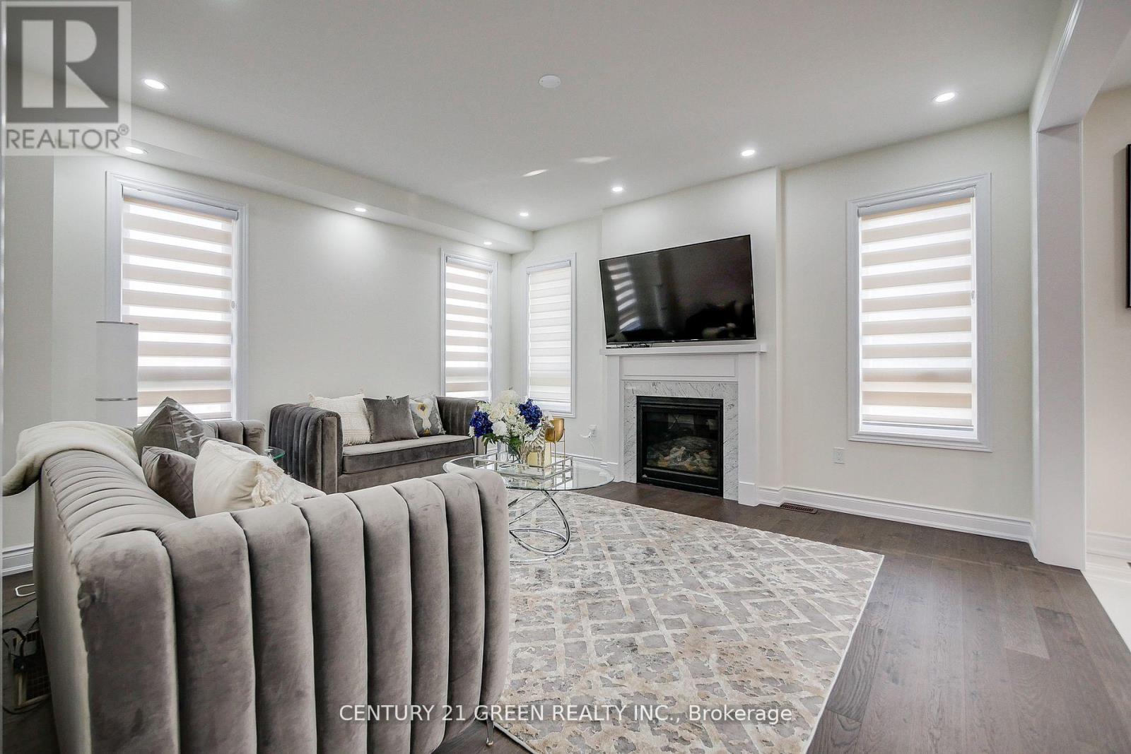 Upper Level - 36 Brentwick Drive, Brampton, Ontario  L6X 3B4 - Photo 26 - W12477160