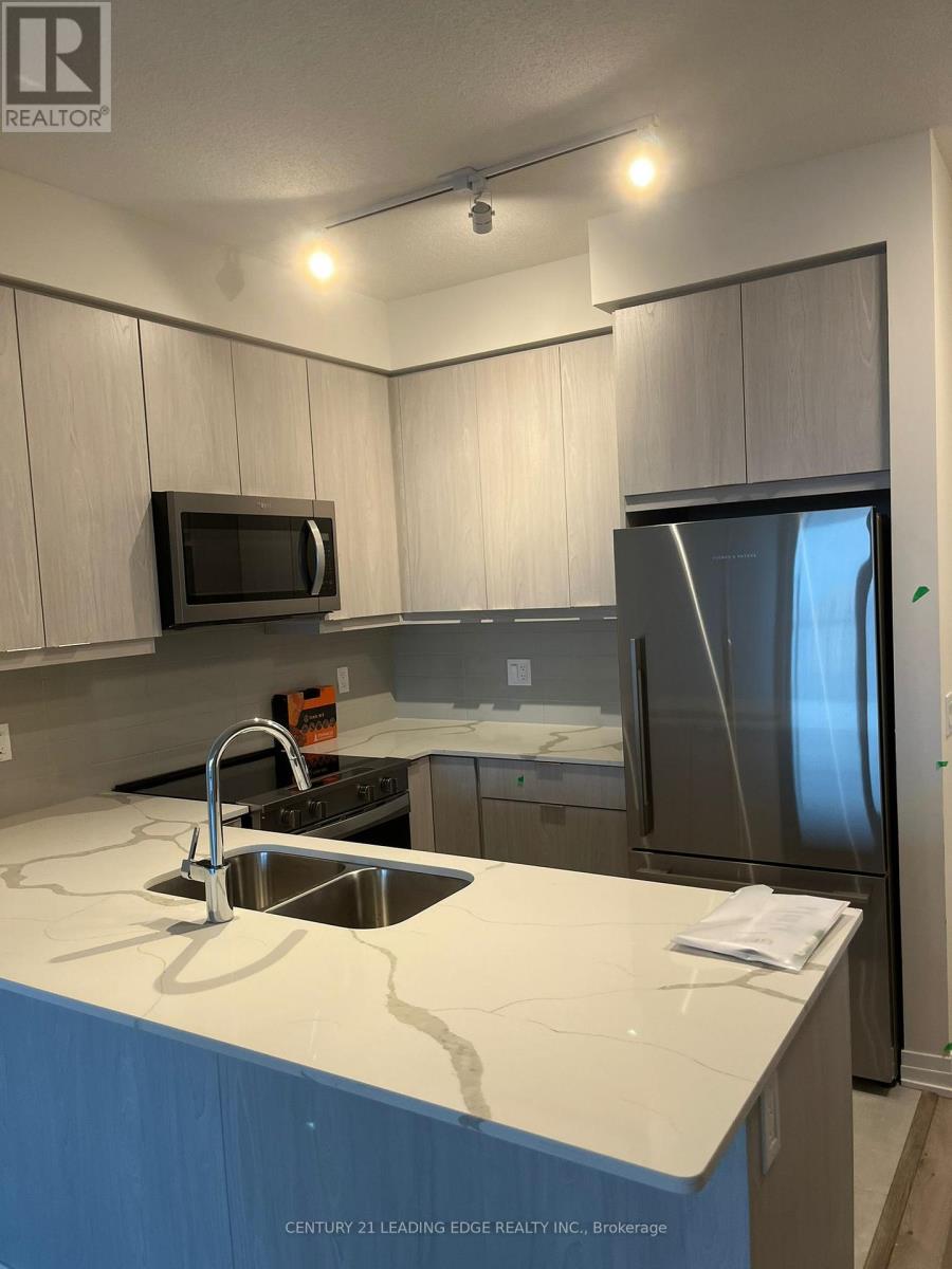 3202 - 15 Watergarden Drive, Mississauga, Ontario  L5R 0H4 - Photo 2 - W12477187