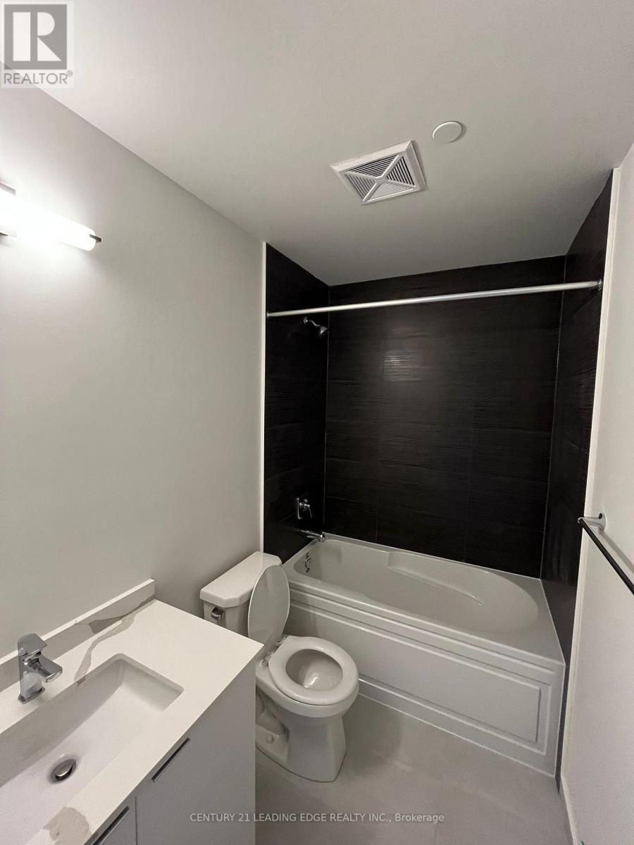 3202 - 15 Watergarden Drive, Mississauga, Ontario  L5R 0H4 - Photo 8 - W12477187