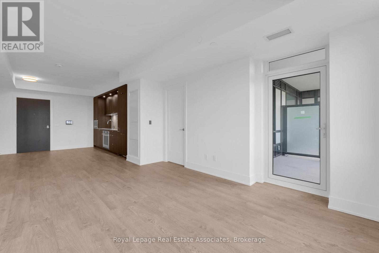 421 - 259 The Kingsway, Toronto, Ontario  M9A 0G2 - Photo 10 - W12477191