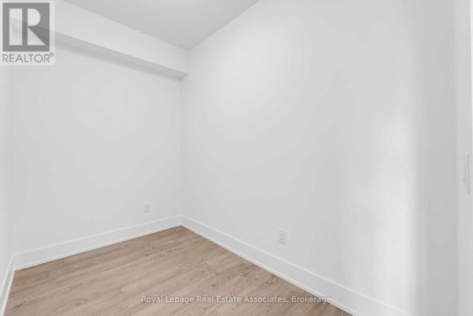 415 - 259 The Kingsway, Toronto, Ontario  M9A 0G2 - Photo 13 - W12477195