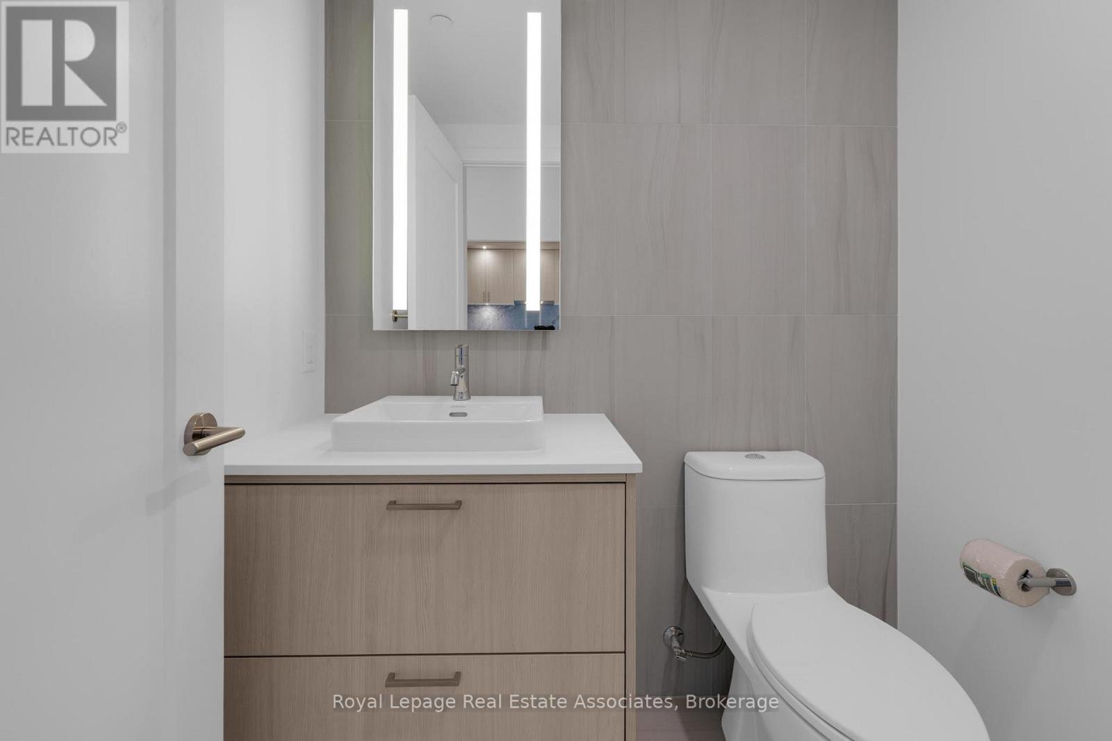 415 - 259 The Kingsway, Toronto, Ontario  M9A 0G2 - Photo 15 - W12477195