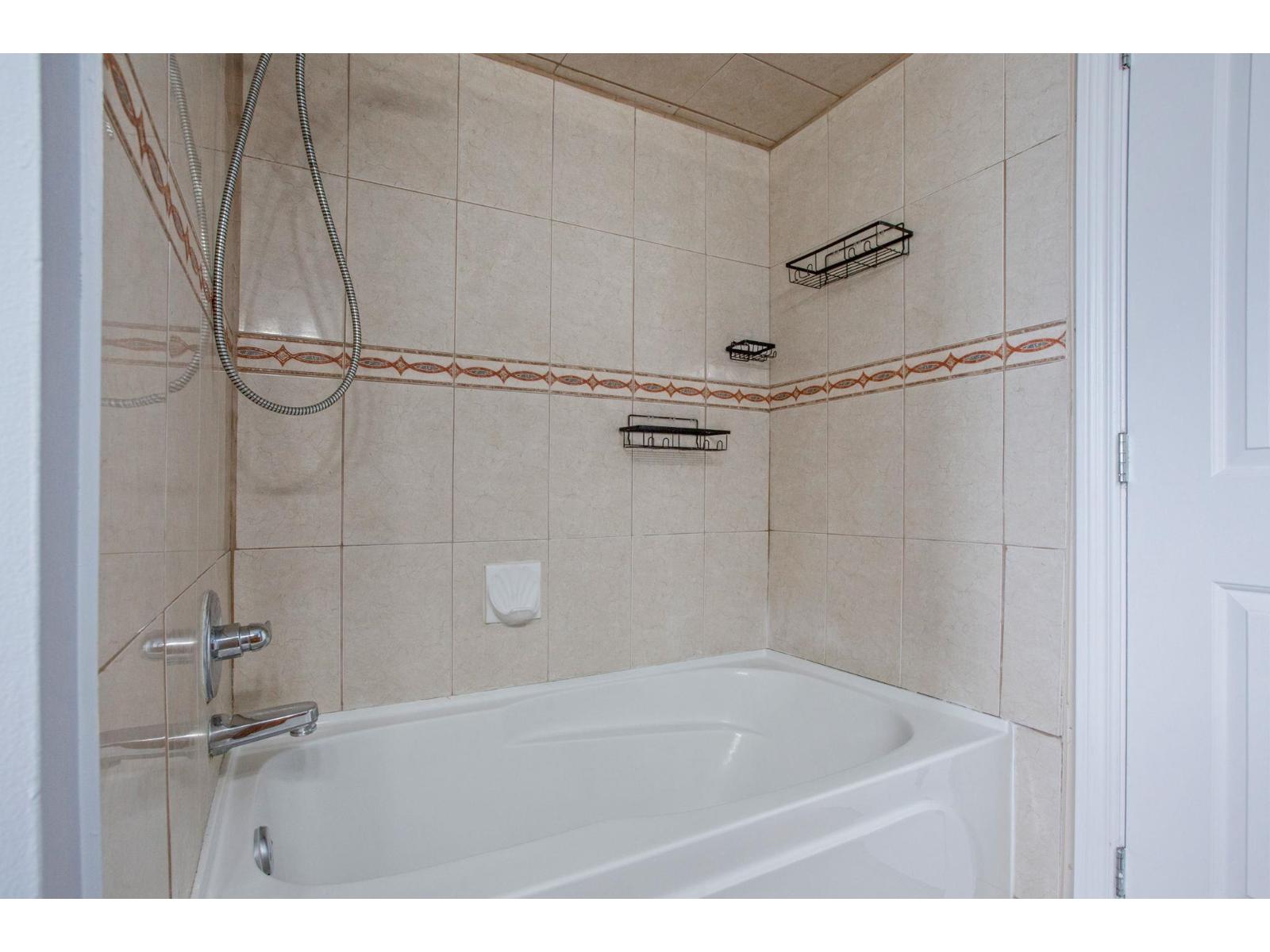 Upper House 11778 73 Avenue, Delta, British Columbia V4C 1C2 - Photo 15 - R3054972