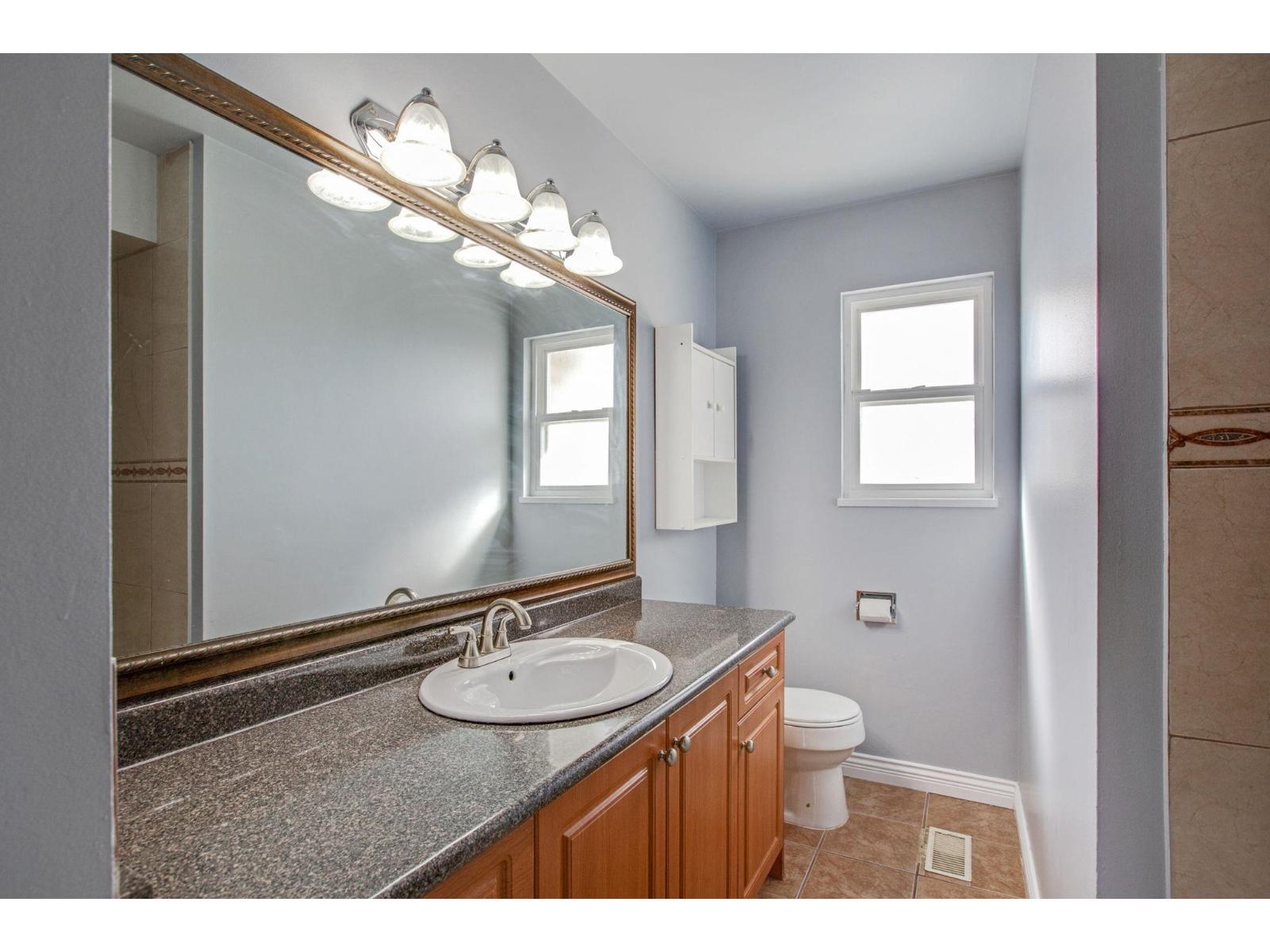 Upper House 11778 73 Avenue, Delta, British Columbia V4C 1C2 - Photo 14 - R3054972