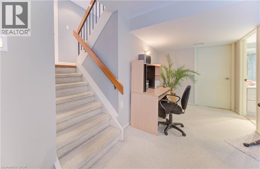 45 Shuh Avenue, Kitchener, Ontario  N2A 2Y1 - Photo 24 - 40780424