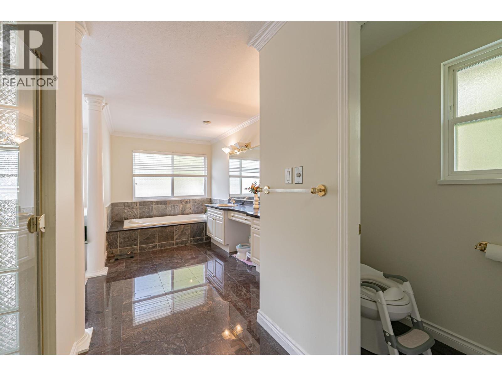 3169 Arrowsmith Place, Coquitlam, British Columbia  V3E 3B5 - Photo 20 - R3051795