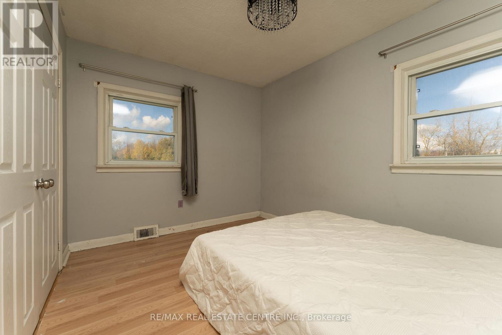 220 Owen Sound Street, Southgate, Ontario  N0C 1C0 - Photo 15 - X12477168