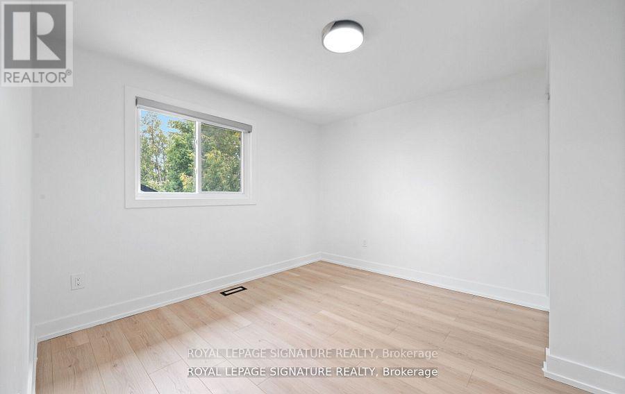 105 Lilacside Drive, Hamilton, Ontario  L8V 2L8 - Photo 24 - X12477212