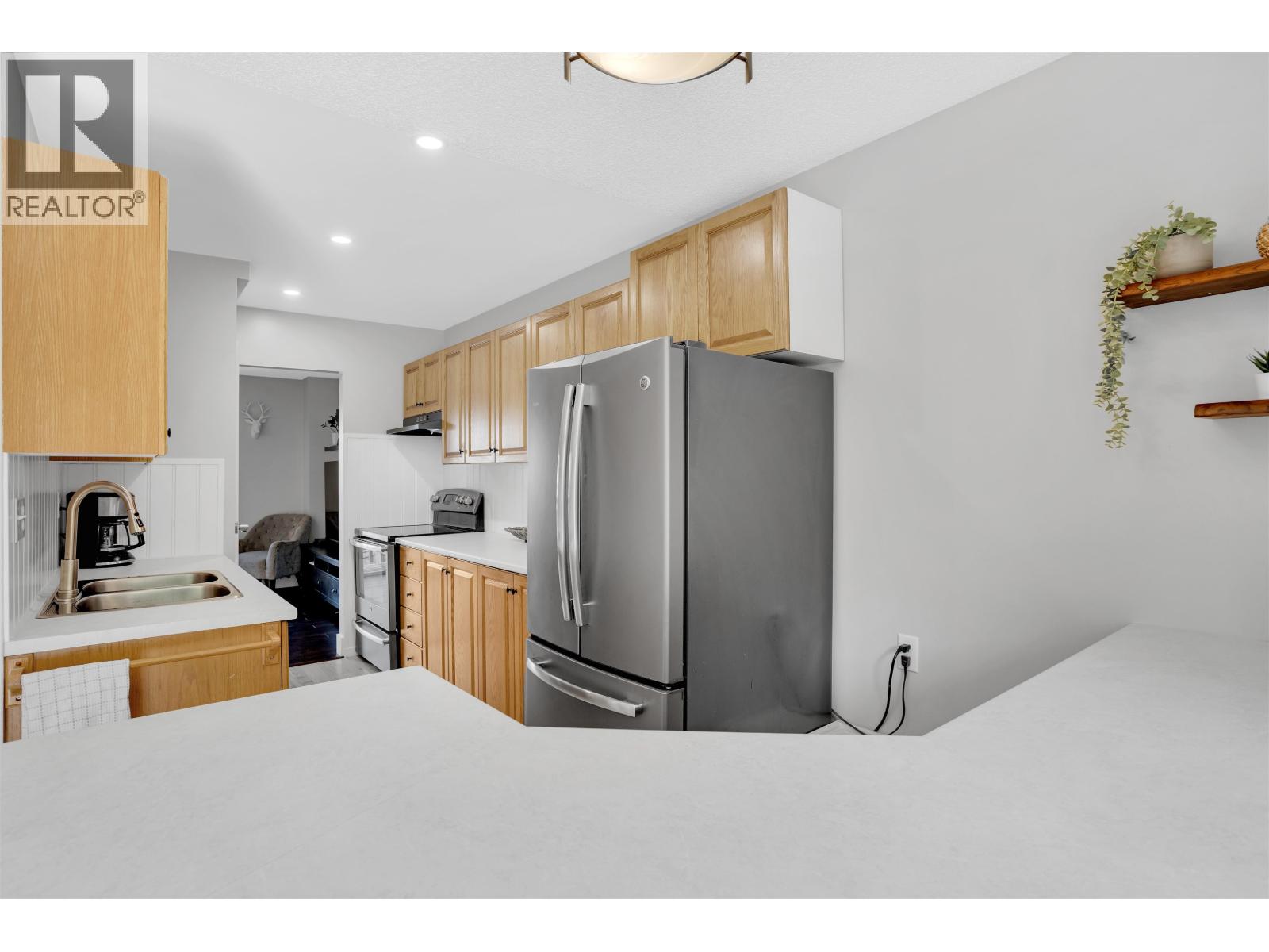 160 James Road, Port Moody, British Columbia  V3H 2S4 - Photo 5 - R3061165
