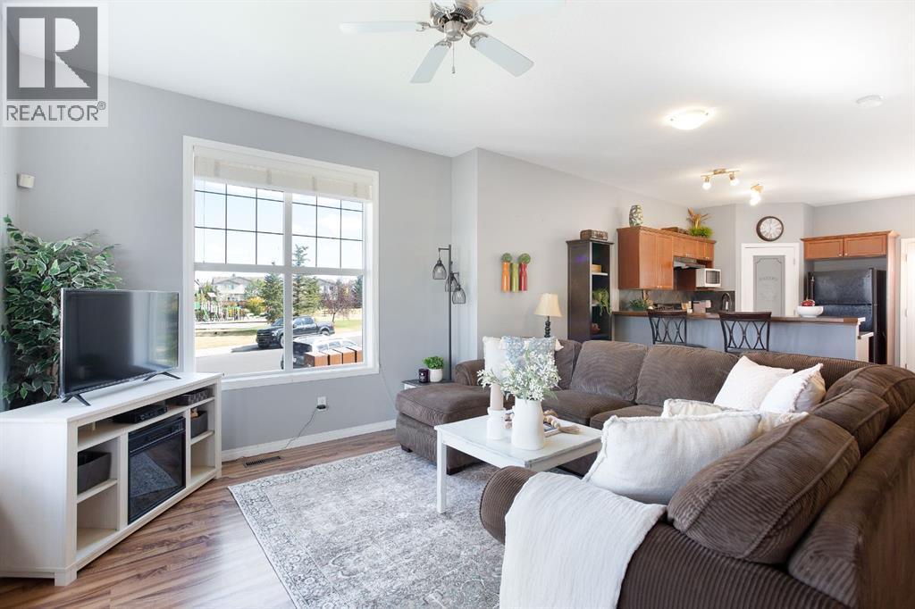 Property at 404, 703 Luxstone Square SW image 2