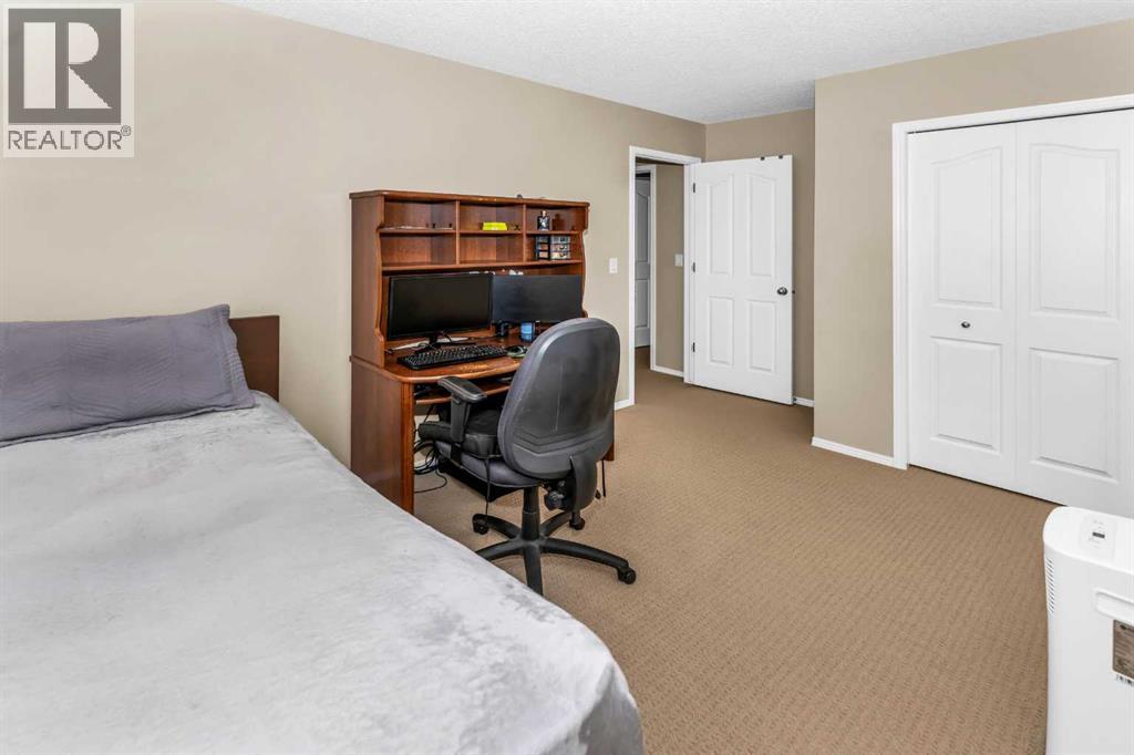 107 Everoak Green Sw, Calgary, Alberta  T2Y 0J6 - Photo 27 - A2266352