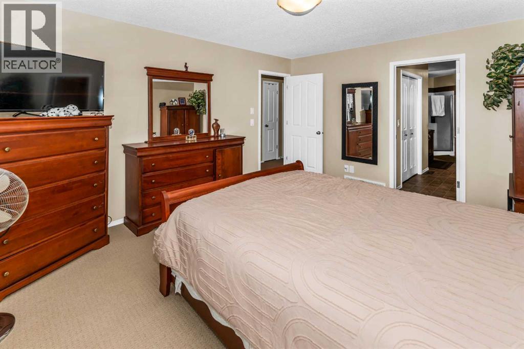 107 Everoak Green Sw, Calgary, Alberta  T2Y 0J6 - Photo 29 - A2266352