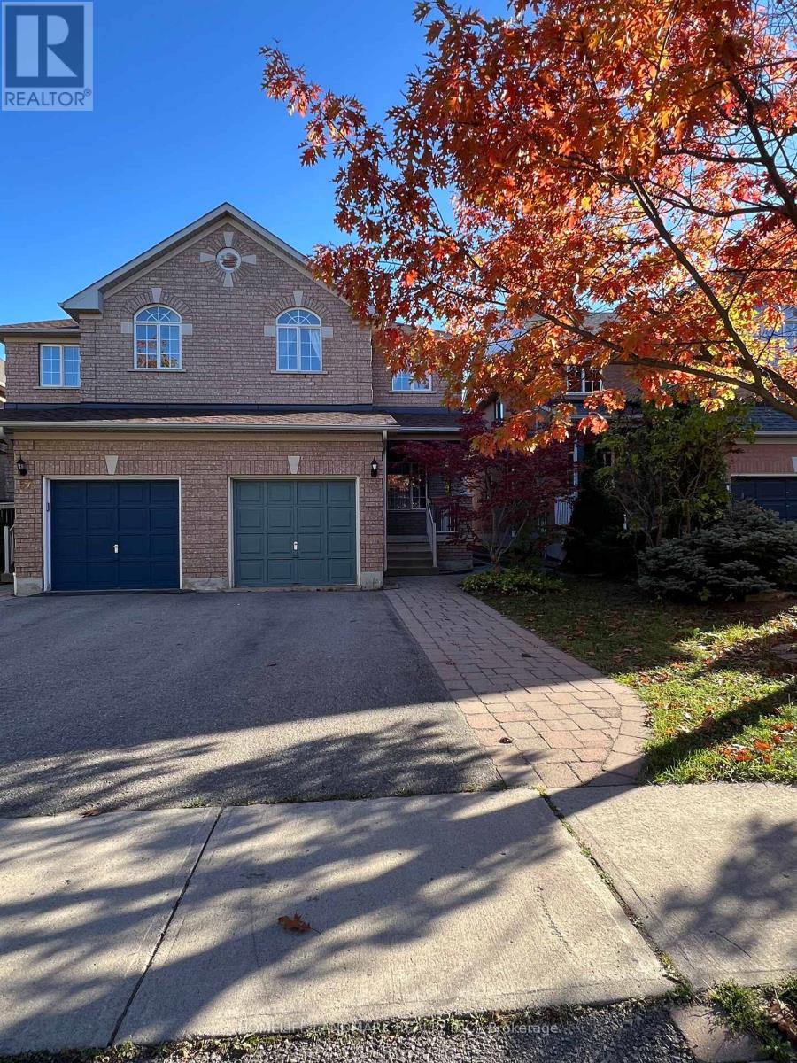 55 Quetico Drive, Richmond Hill, Ontario  L4B 4J2 - Photo 1 - N12477066