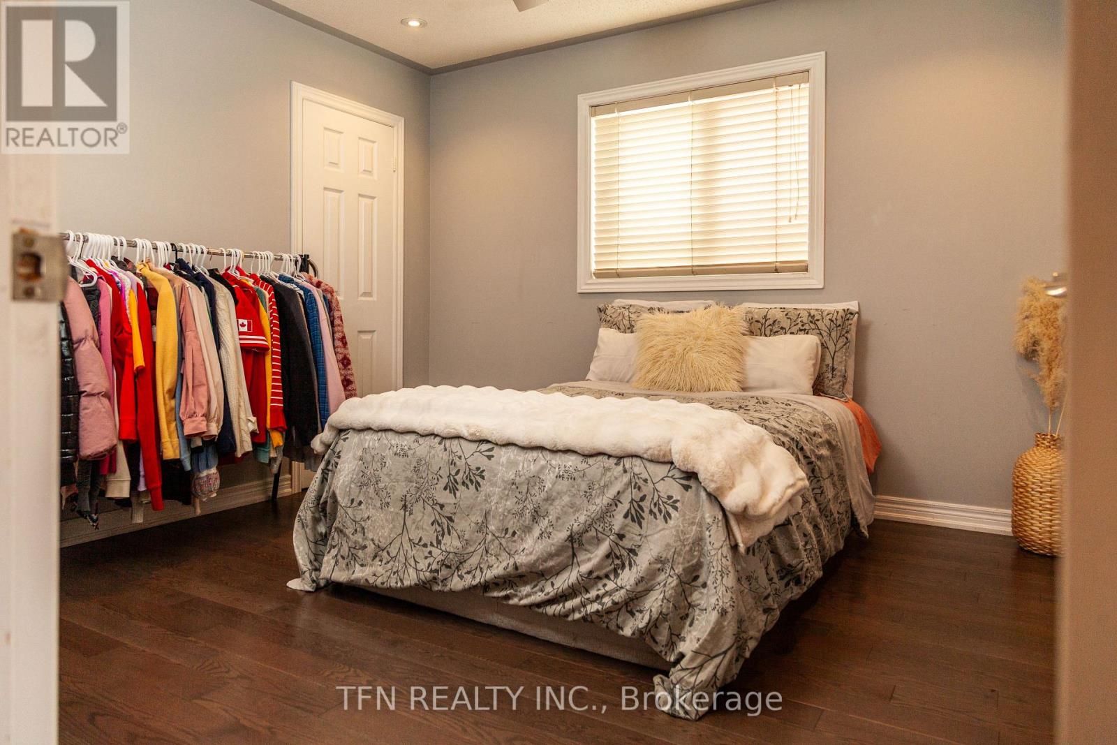 5 Belwood Boulevard, Vaughan, Ontario  L4K 5H4 - Photo 32 - N12454947