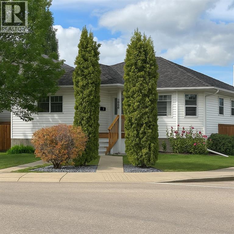 625 Lancaster Drive, Red Deer, Alberta  T4R 3N8 - Photo 2 - A2266319