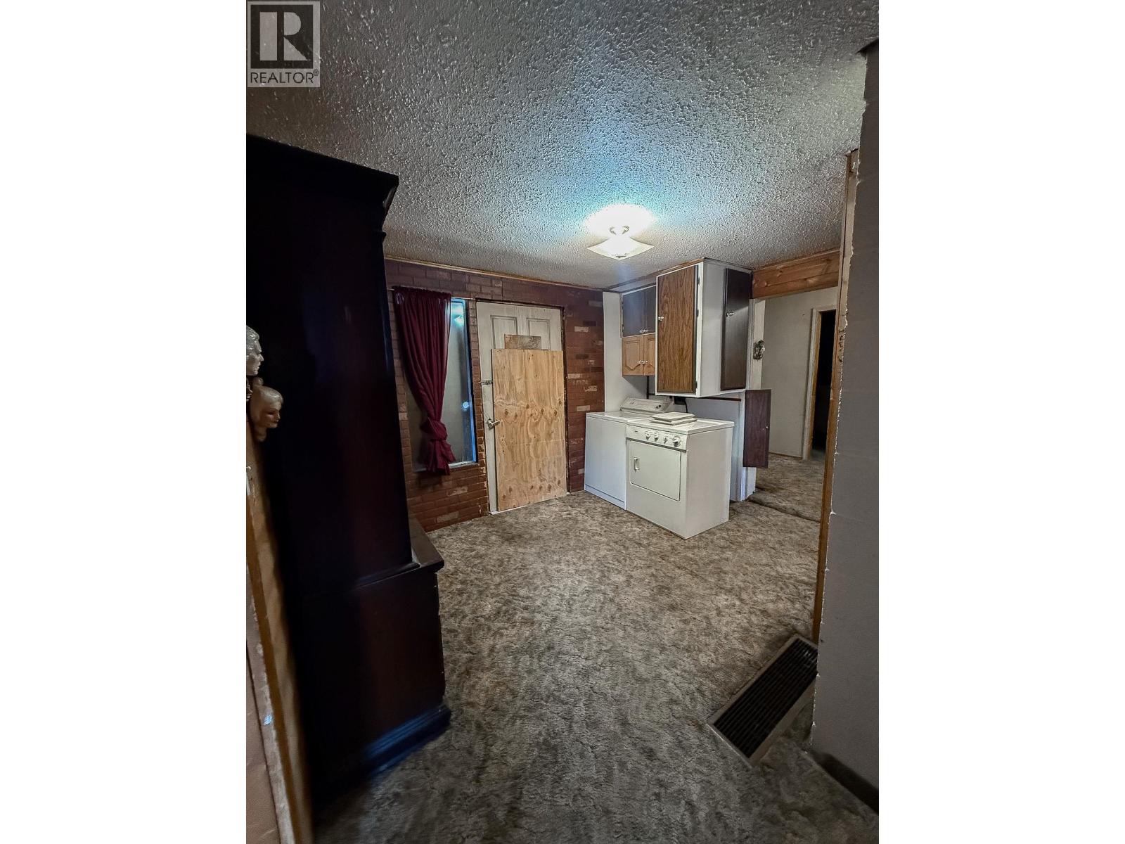 7031 Inman Road, Lone Butte, British Columbia  V0K 2E2 - Photo 11 - R3023894