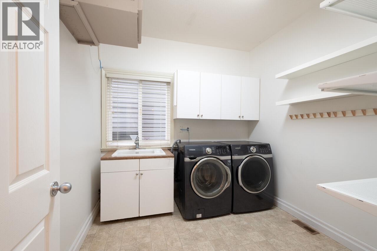 338 N Dollarton Highway, North Vancouver, British Columbia  V7G 1N1 - Photo 22 - R3060186