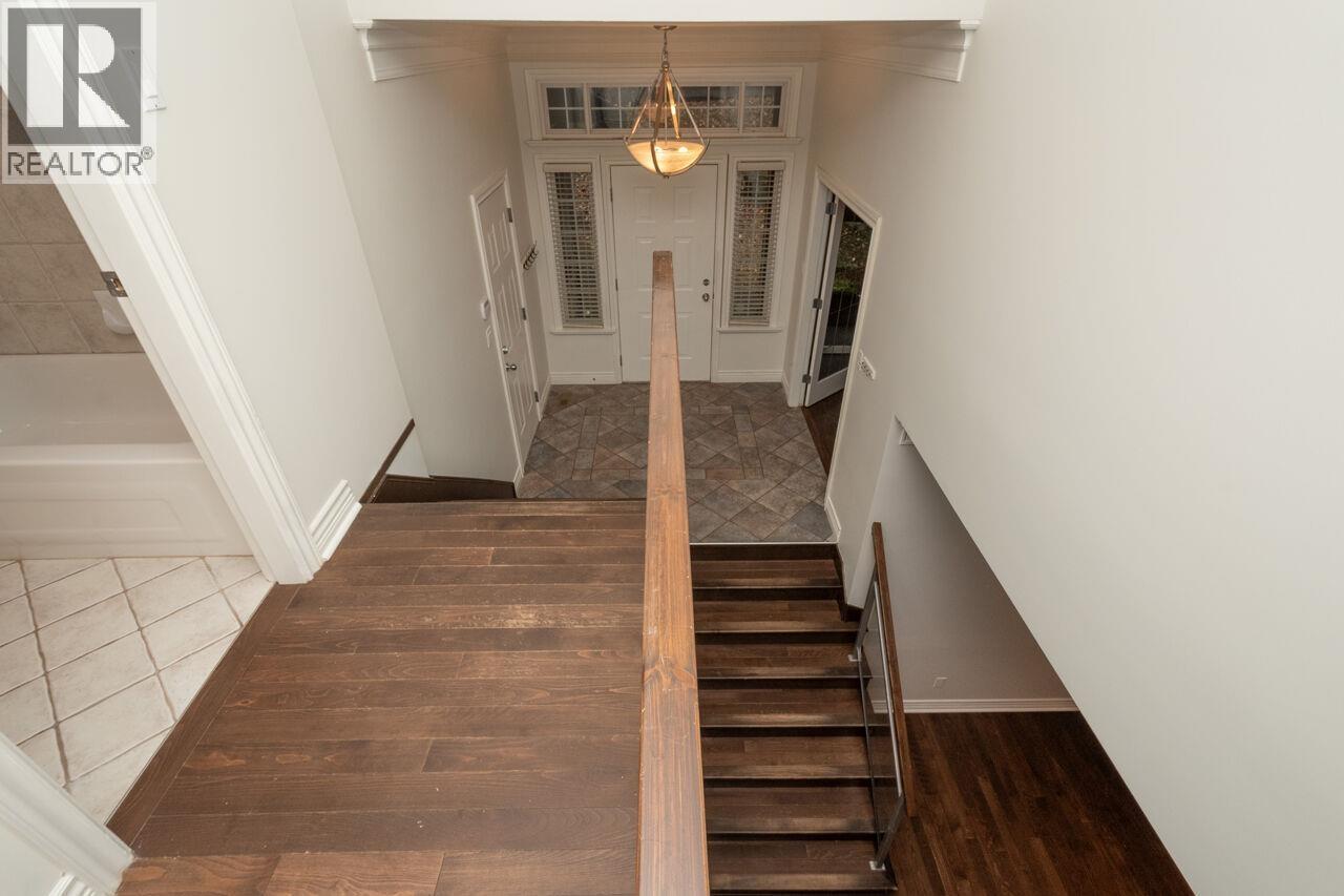 338 N Dollarton Highway, North Vancouver, British Columbia  V7G 1N1 - Photo 24 - R3060186