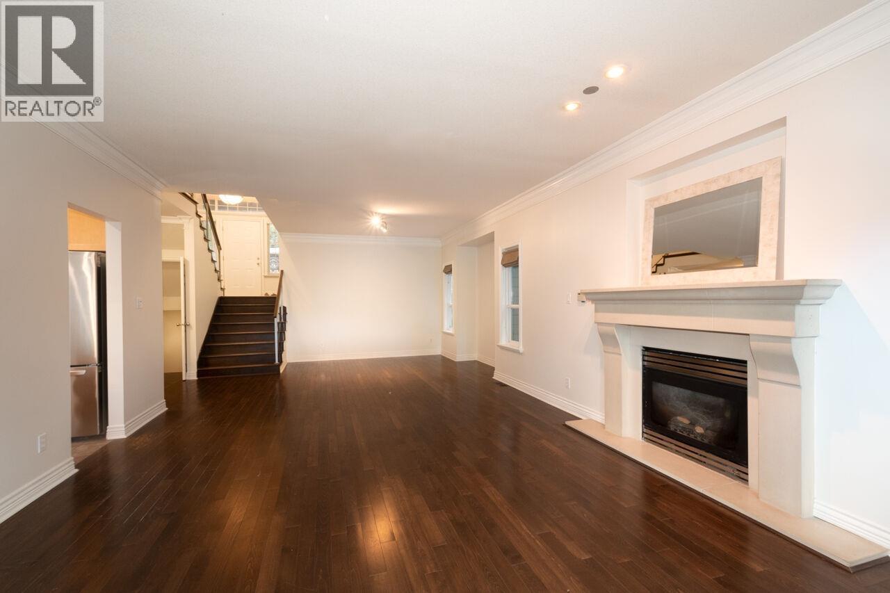 338 N Dollarton Highway, North Vancouver, British Columbia  V7G 1N1 - Photo 9 - R3060186